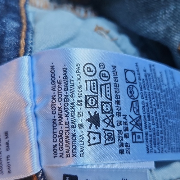 Levi's Dark Blue Distressed Jeans - Picture 14 of 16